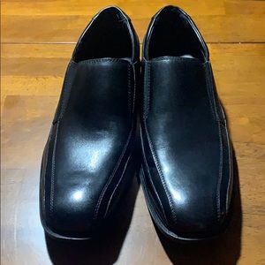 Kenneth Cole Slip On Shoe